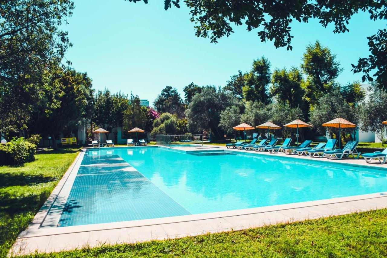 Muskebi Apart Otel Ortakent Exterior foto