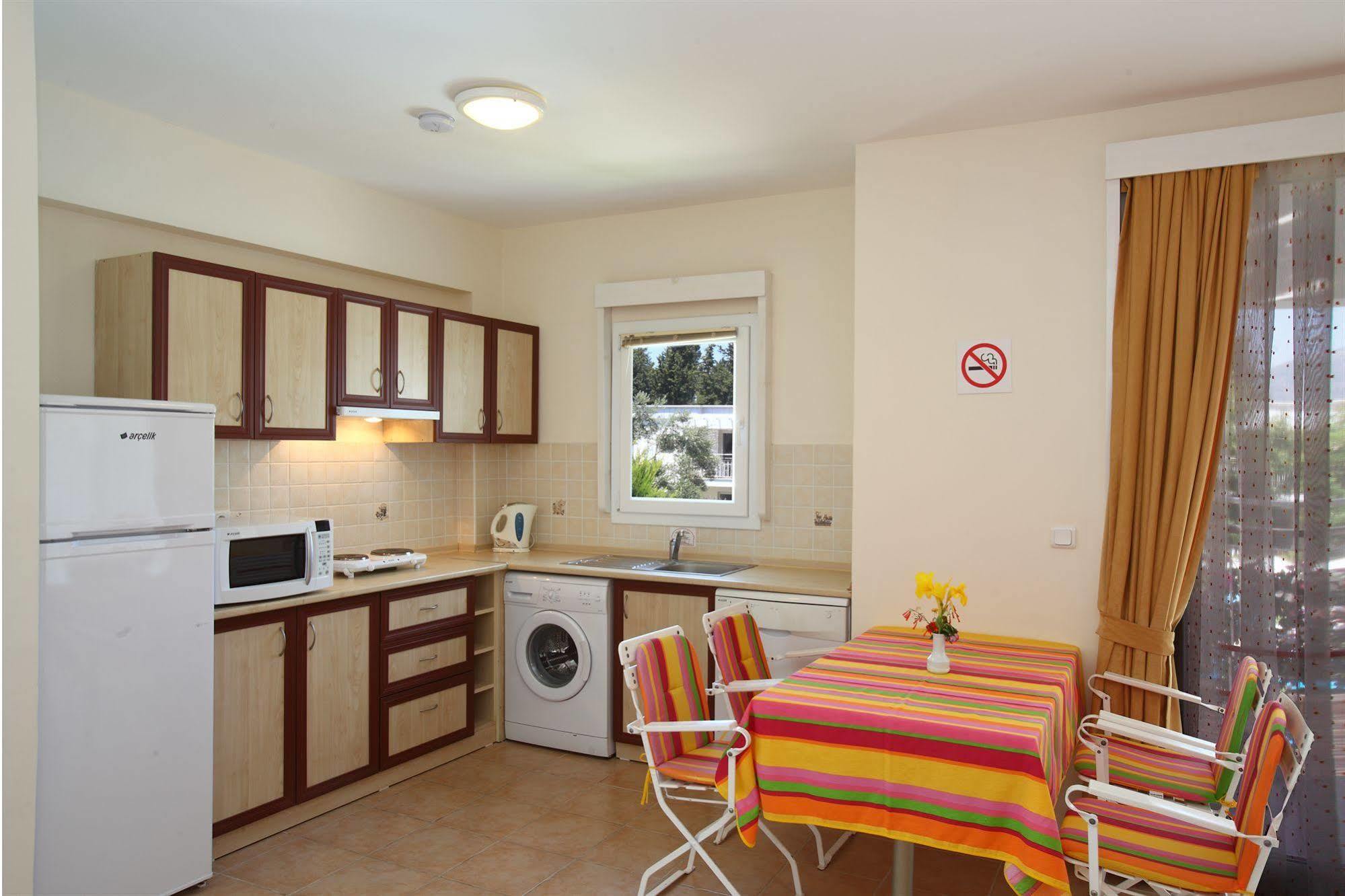Muskebi Apart Otel Ortakent Exterior foto