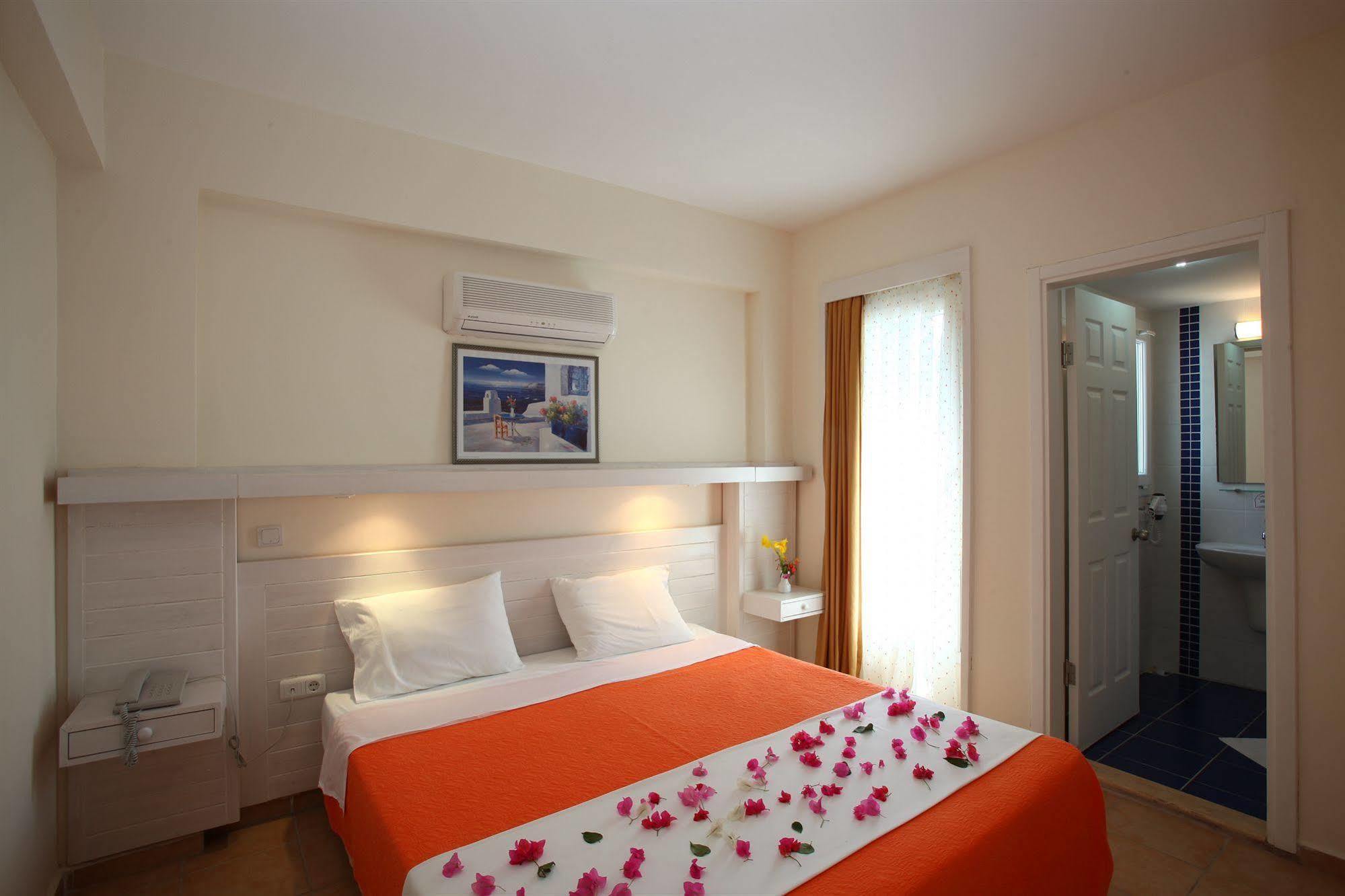 Muskebi Apart Otel Ortakent Exterior foto