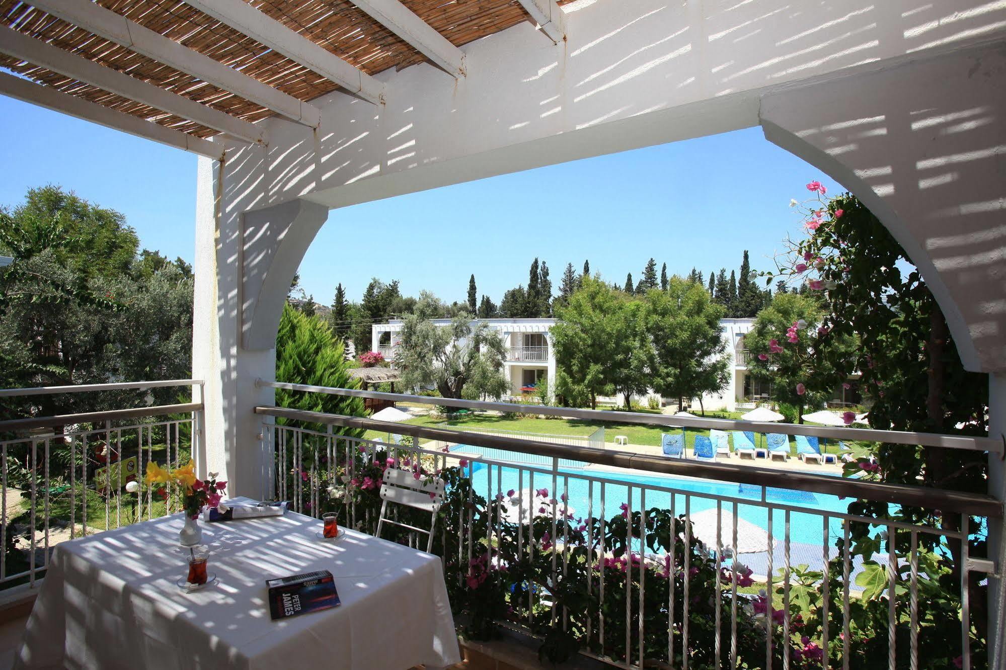 Muskebi Apart Otel Ortakent Exterior foto